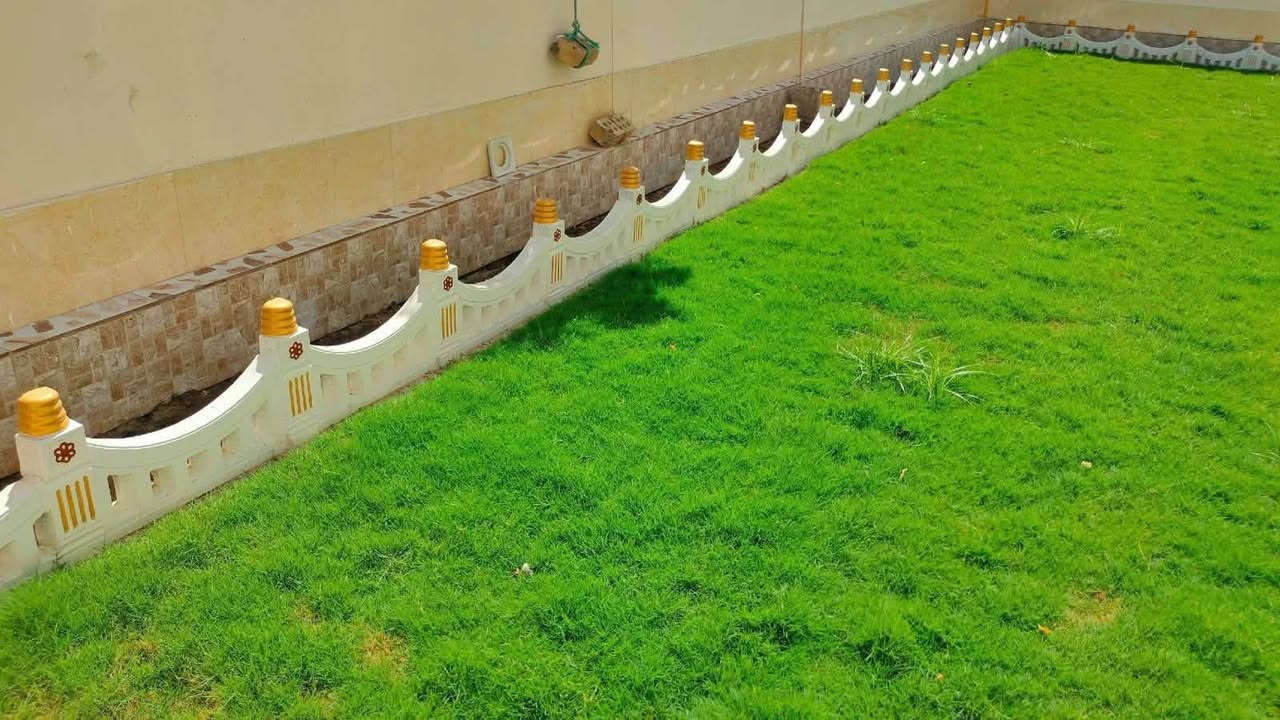 سلام عليكم
يتوفر ديكورات حدائق بأسعار مناسبه 
كرسته وعمل 
***********
