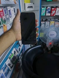 ايفون 17pro max  ذاكرته 256  جهاز صيني نضام ايفون  جهاز ملحقاته كامله ...