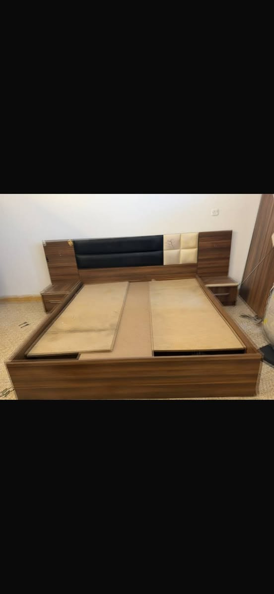غرفه نوم نظيفه للبيع عنواني كركوك دوميز*********** خابر الرقم هذا سعر 350 نظافه 100%
