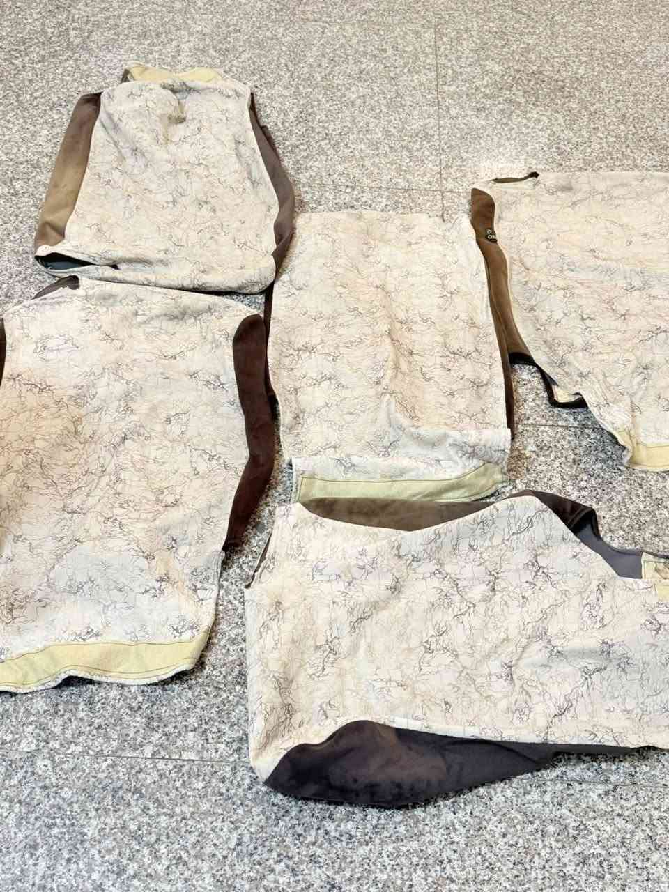 تلبسيات هايسه ام بوز
وسفريات  وتلبسيات كشنات
جديدات استخدام قليل
للبيع
رقم***********
