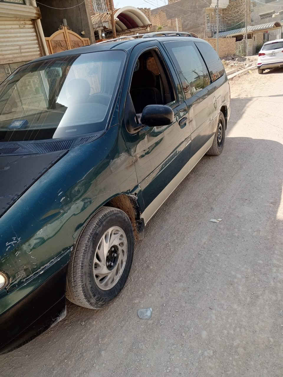 فورد وند ستار • ١٩٩٥ • مكينة كامري ٢٤٠٠