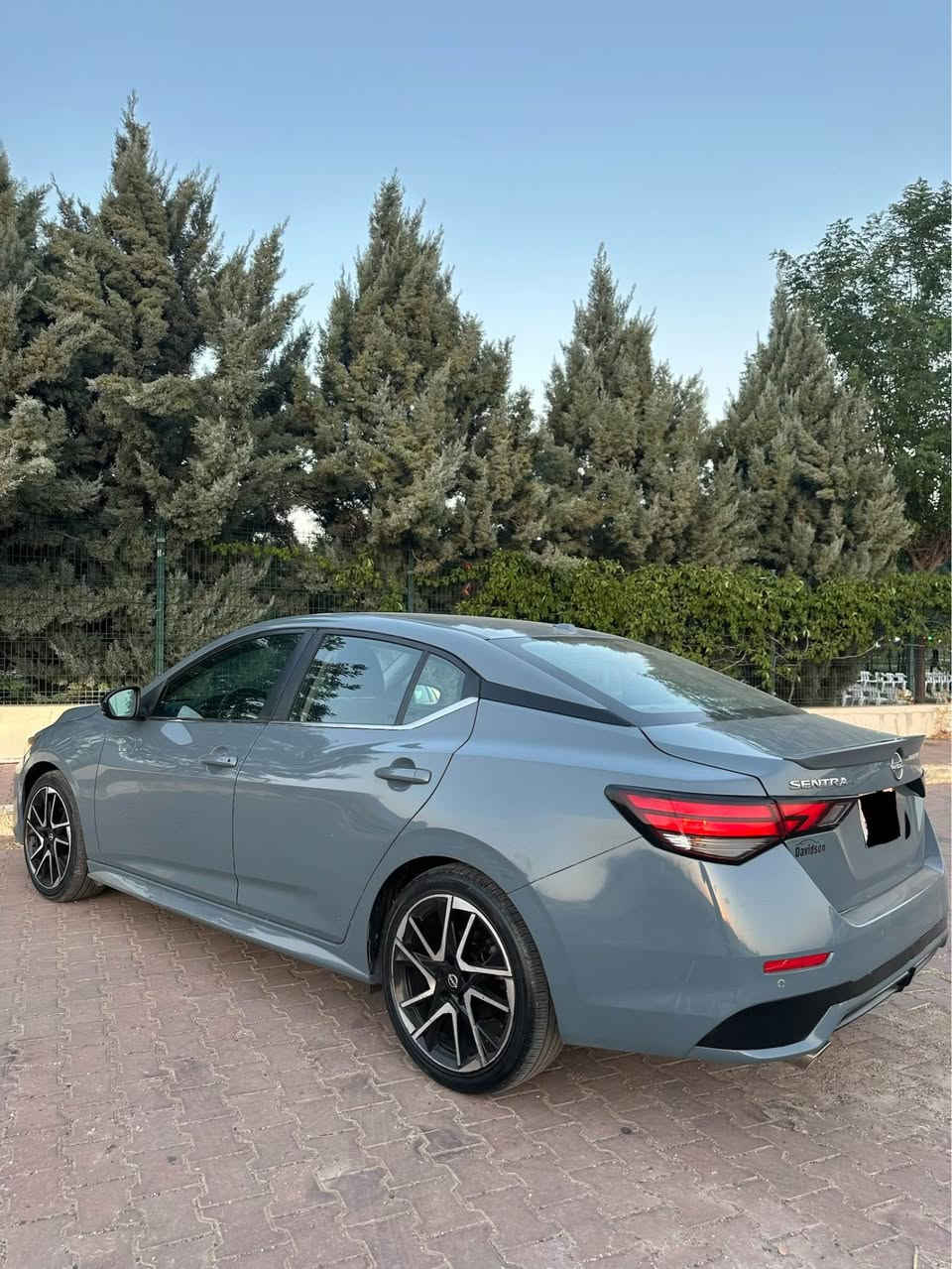 Nissan Sentra 2024 Sr 2.0
نيسان سنترا 2024 SR
الضرر قطعه جاملغ امامي و مكانين بيها كارت 
ايرباك استيرن و تكمه راجع سستم
اللون سمنتي 
بدون رقم تترقم شمالي 
مكان دهوك عقرة 
السعر 127  ومجال بسيط
موبايل *********** اكر, نينوى
