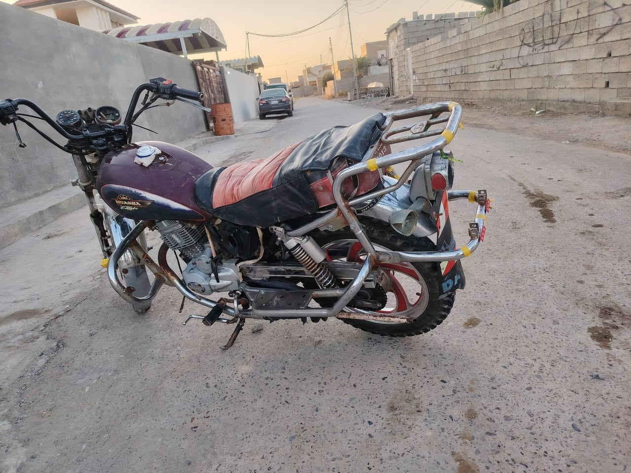 سلام عليكم
#للبيع 

#جني دبل2 بلك 🏍🏍🏍

#كهربائيات شغال 🚥🚦🔋🚨 

#سلف هندر شغال يعوزه باتري  👍👍👍👍👍👍

#تخم #تاير #جديد ⭕⭕⭕⭕🛟

#السعر 250

👈👈👈👈مكانه صلاح الدين قضاء العلم 👉👉👉👉

📲📲📲📲***********📲📲📲📲📲📲
