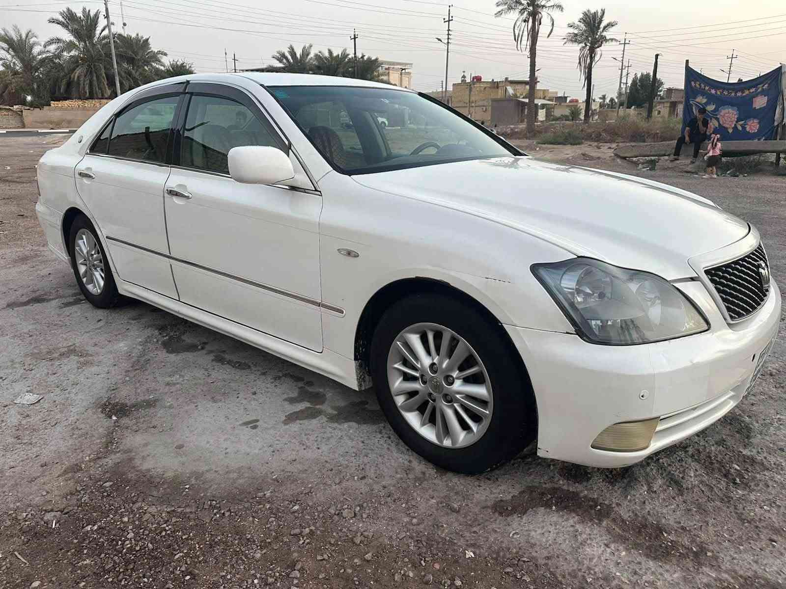 السلام عليكم للبيع فقط 
كراون شاهينه 2007 اثلت رياضي ادوات ادوات بدون رقم كصه قماره فقط 3 دكم شاصي 180 كير 6 نمر الجبير شاشه كامره خلفيه تحكمات استيرن جهتين تحكمات خلفيه برده خلفيه جام اوتو وحساس مري شفط لايت زنون بلاد دوار بصمه رصاصي حساسات  جاهزه للاخير مابيها نقص برغي 
مكان بصره قضاء المدينه سعر 44 وبي مجال كلش بسيط 
***********
