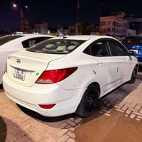 اكسنت ببلاش 2011 مضلع  مادري بيه خليجيه امريكيه معروضه يمي بسعر مناسب ...
