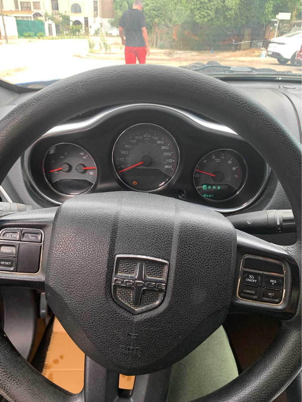 مكينه ٢٤٠٠ • كمبريسر عاطل • بدون جطل