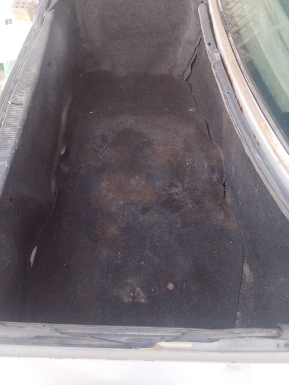اسلام عليكم بطه متصل للبيع كفاله كص ونقل سياره جاهزه حداديه جديده تبريد كهربائيات كير مكينه دواخل جديد سياره بسمي رقم نكليزي لحد ٢٠ هزه جديده مكان السياره بغداد سعرها ٤٥ وبيه مجال الاتصال ***********
