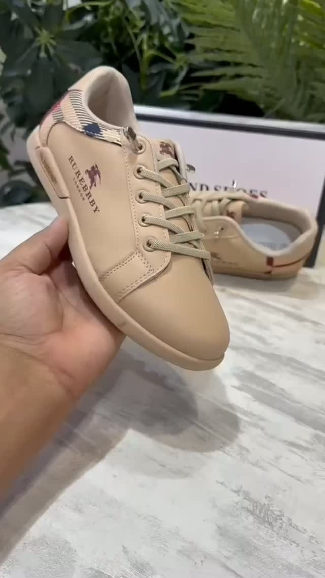 جديد • ملابس