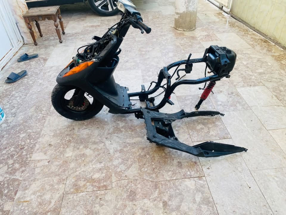 شاصي كامل مكفول اوراق غراض كامله مجامع سوادات ويل صدر ضفيره عينه دبل خلفي سوبر الشراي يتصل ***********المكان عمارهه
