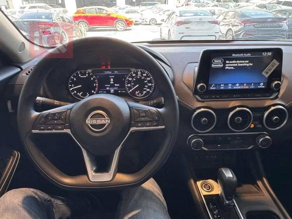 Nissan sentra sv 2025
سلام عليكم 
نيسان سنترا ٢٠٢٥
سياره ماشيه ٤٠٠٠ مايل
حادث سياره قطعتين مصبوخ 
سياره بل اربيل موجود 
سياره بدون ارباك بجم كبس
محرك كير كهرباء بشرت
سياره بدون رقم 
*********** واتساب
