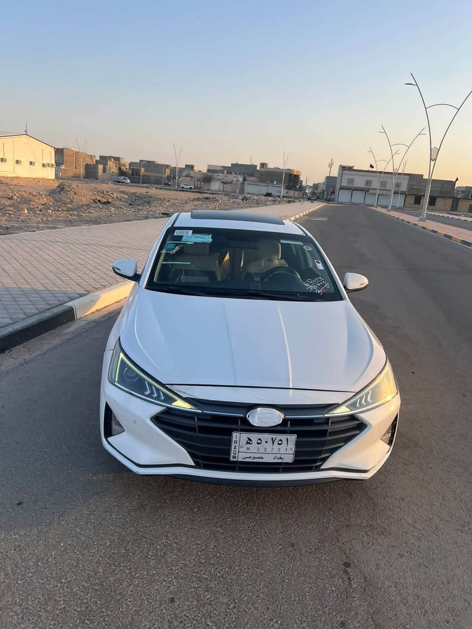 لنترا 2019 خليجي
معرفة بفول مواصفات اعلى مواصفات بل النترا
رقم بغداد  

  يدات نيكل
يدات تفتيح. ذكي بصمه
.شاشة كبيرة ابل كار بلي 
.صندوق ذكي يفتح عند القتراب منة
اليزر خلفي ضبابي. 
.نظام مانع ASR
.وضعيات القيادة.ECO
سياره اربع نضامات .   
Smart SPORT .COMFORT.
. المحرك: 4 سلندر، سعة 2.0 لتر 
. الإضاءة: كشافات LED أمامية وخلفية.
. فتحة سقف 
. التكييف: أوتوماتيكي ثنائي المناطق
. نظام فرامل ABS ونظام توزيع قوة الفرملة الإلكتروني
. تشغيل بصمة، ونظام تحكم مناخي
. حساسات ماميه وخلفيه
. نظام الدخول الذكي 
. الويلات مقاس 17
. مرايا جانبية قابلة للطي كهربائياً 
. مقاعد جلد ومدوشمها
دواخل صاج 
السياره حلوه
رقم ***********
.#السعر 142
بيها بارد ب 3مكانات 

المكان البصره
