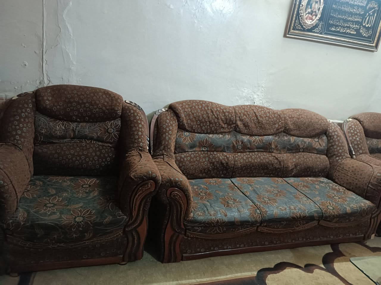 السلام عليكم
تخم ست قطع اثنين كبار واربعة صغار بسعر 300وبي مجال للاستفسار الاتصال على الرقم *********** والمعرض 75وبي مجال
