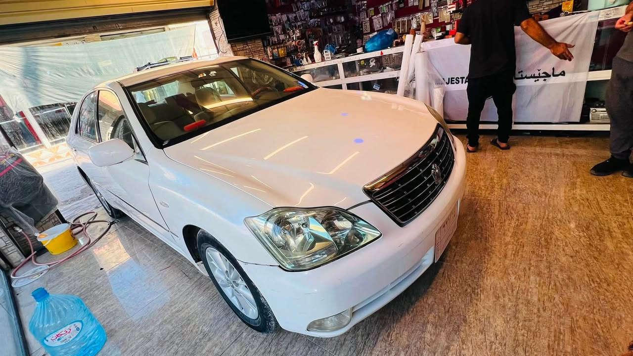 شاهينة رويال ٢٠٠٥ موس
١٨٢ بي دوكةل كيرو مةكينة بة شةرت سوكان ليكزس كوشن كارةبا ***********
***********
