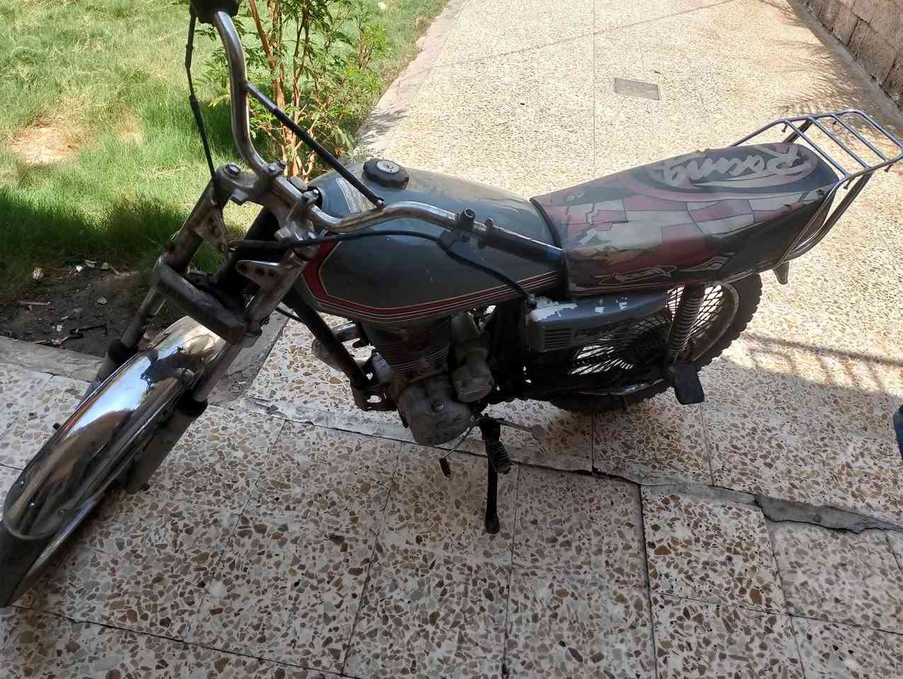 السلام عليكم دراجة رياضي فول لا تنقيص ولاتبخير سعر الدراجة،250وبيها مجال مكاني
بعقوبةالرقم***********
