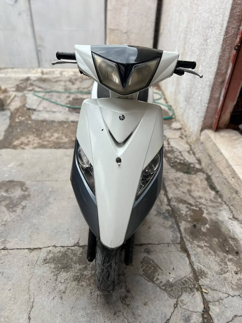 ماكس ثلعب GTR صار سبوع نازله رمبه اوراقه موجوده 
السعر مليون400 وبيها مجال دراجه نضيفه بعده
العنوان بغداد حي جهاد 
الاتصال ***********
