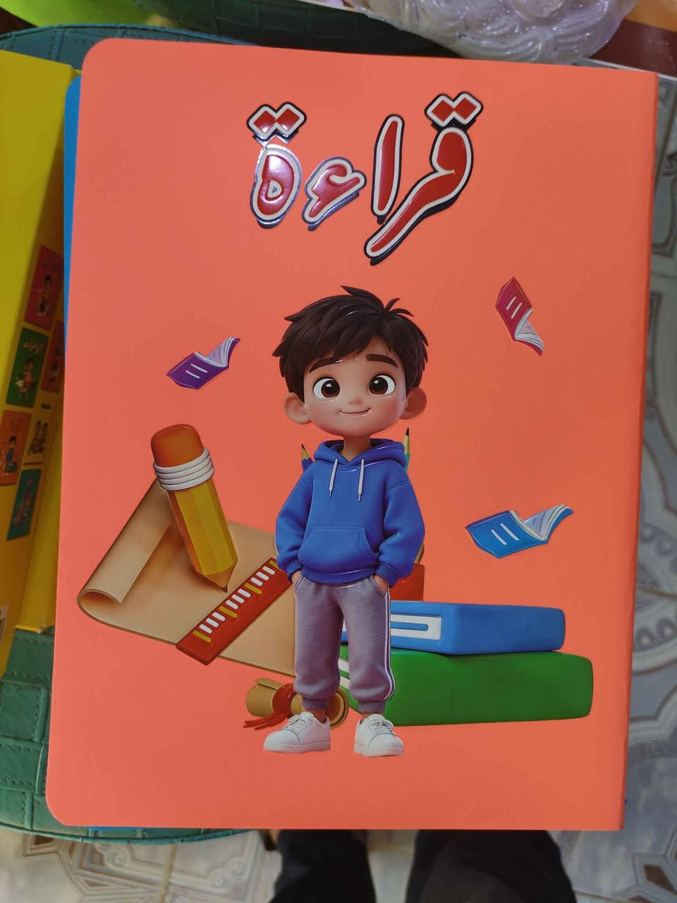 دفاتر مدرسية خياط تأتي في علبة خاصة تحتوي على جميع المواد الدراسية للمراحلة الابتدائية السعر 9 آلاف فقط العنوان حي المعلمين الجديد الفتحة الثانية قرب مدرسة طرابلس انستا MK_KABE الهاتف *********** عمارة, ميسان
