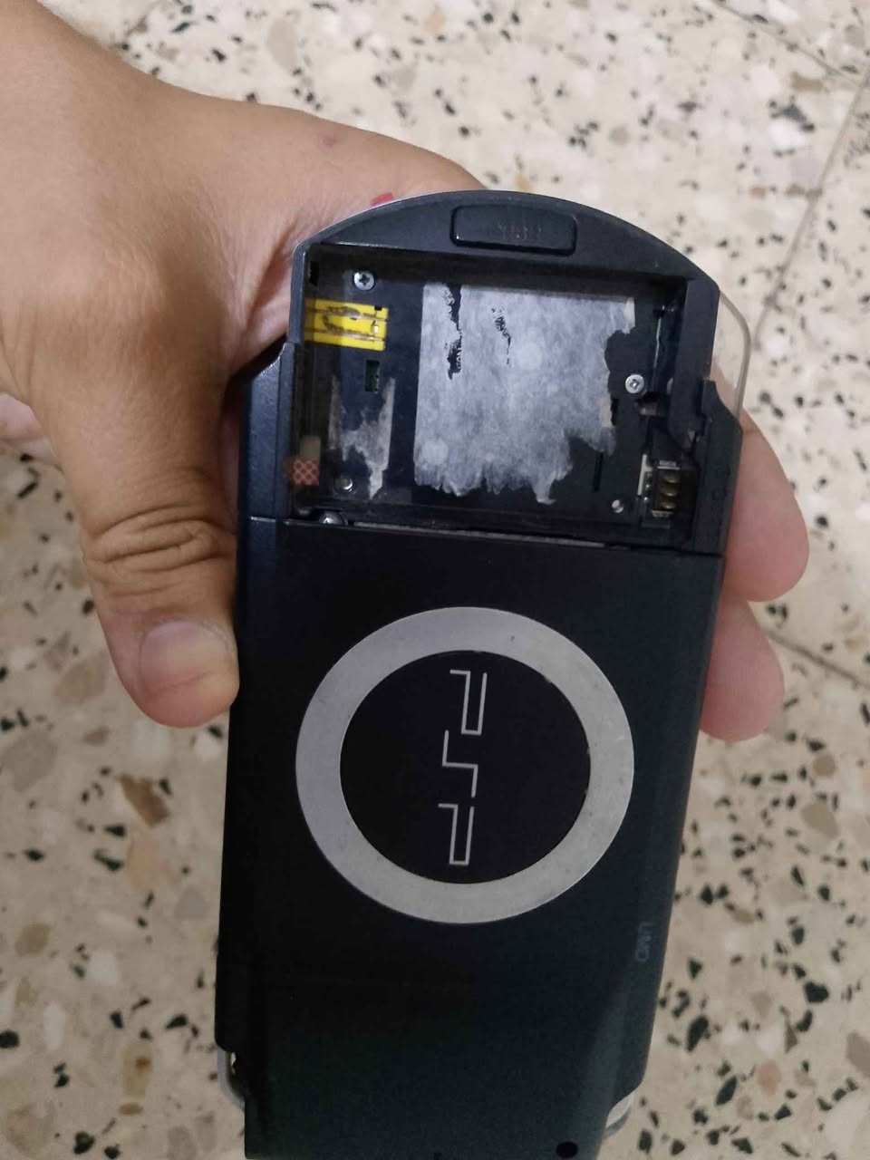 PSP فقط جهاز 
شاشه عاطله 
السعر 35 الواحد 
مكاني مدينة الصدر
رقمي *********** بغداد, العراق
