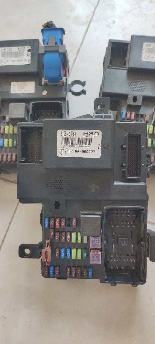 توفر قاعدة فيوز داخليه H30و H27وH29  السعر حسب القطعه يوجد توصيل ***********
