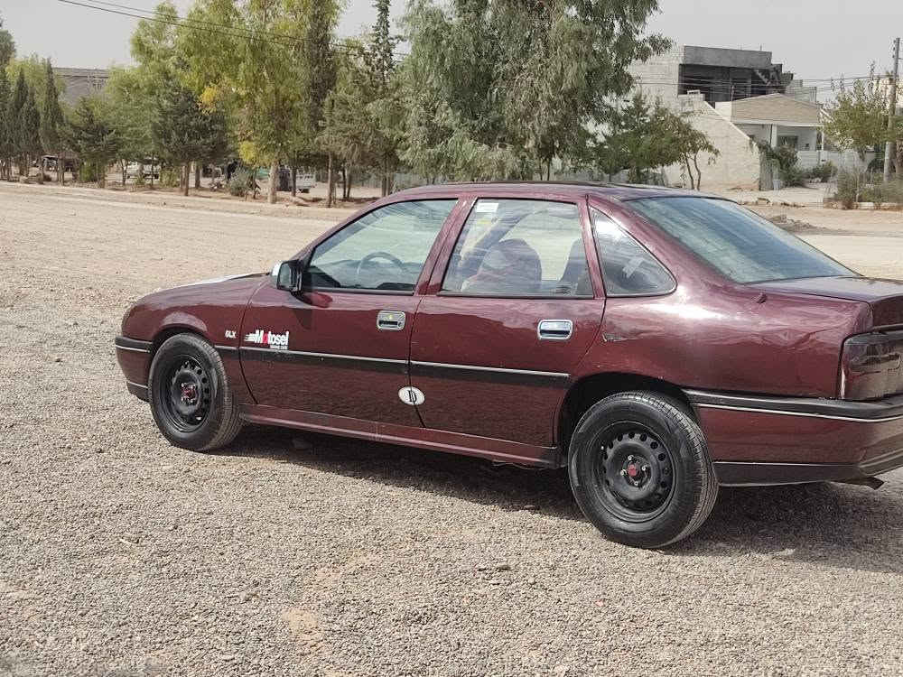 سەرەتا بەناوی خوای گەورە
ئۆپڵ ڤیکترا 
مۆدێلی 1995
گێڕو ماکینەی بەشرت 
مەکینەی 20بەشەرت 
کارەبای کامل ئیشکات
پێشو دوای هیچی پێونیە 
چوار تایلو ویلی لۆک 
Abs
سڵاید 
عام پەمپە بۆجوانی 
سەیارکە علوجە ماڵی مەدەنی بشرت
***********
لەتەکیم شمشمل, السليمانية
