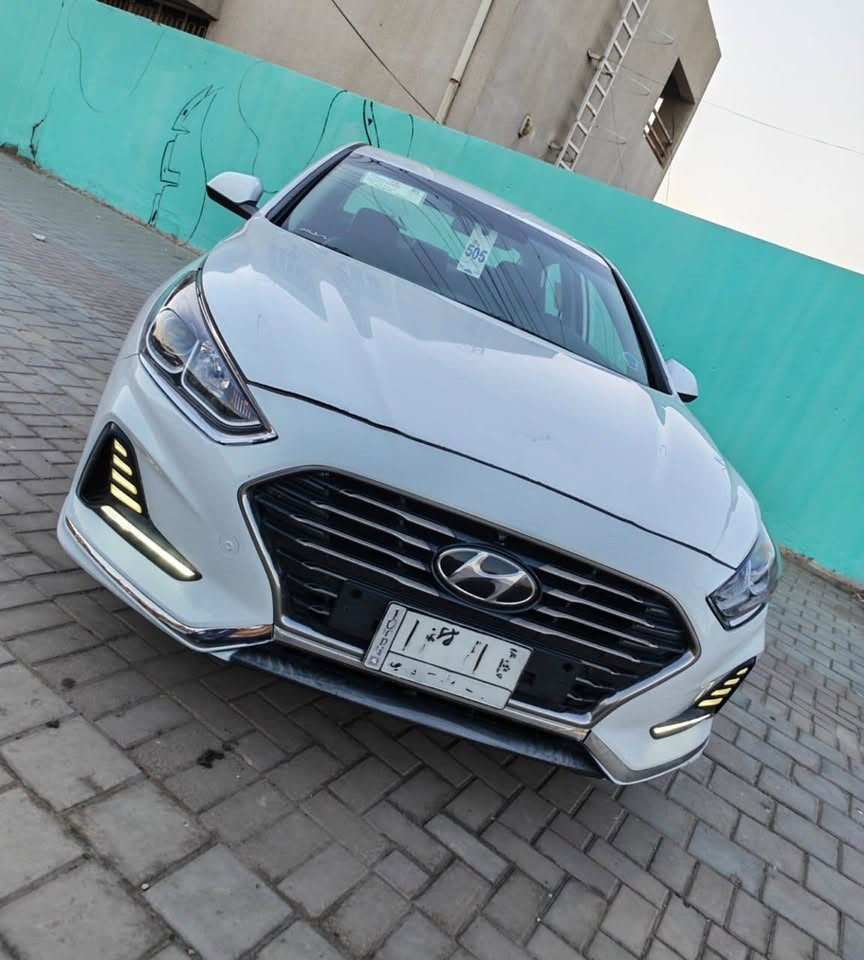 سلام عليكم
سوناتا موديل ١٩غاز غاز 
فول فول عده الفتحه 
شنو الي تريده بيه 
ارقام وسنويه واجهه مرور وهزه جديده 
ادوات ادوات 
مكان نجف سعر ٦٤بيهً مجال حق الجيه 
‏***********
