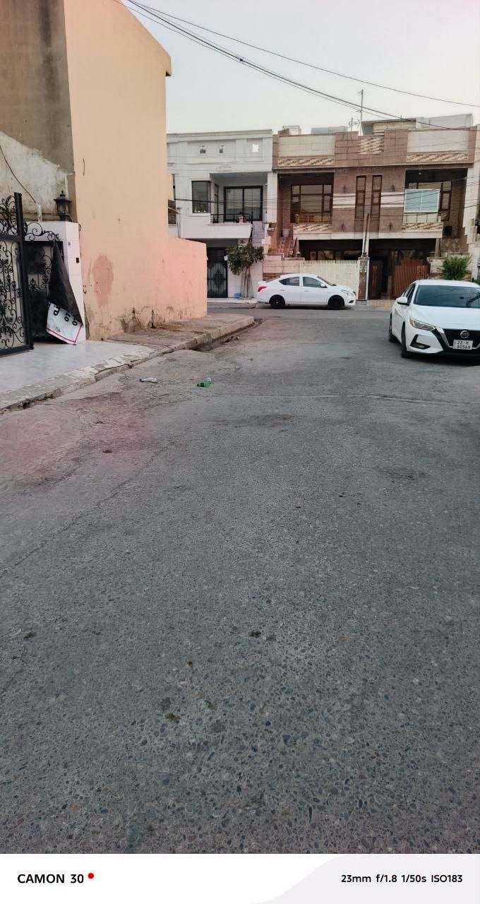 ‏خانووی سفر بۆفڕۆشتن
‏ناونیشان هەولێر مامۆستایان نزیک شەقامی 100مەتری بازاڕی لەنگە 
‏ڕووبەر 100م
‏دووژووری نوستن
‏هۆڵ
‏چێشتخانەی ساردوو گەرم
‏ڕوو ئاراستەی ڕۆژئاوە کۆڵانی 10مەتری کورتە کۆڵان
‏
وەتساپ/***********
‏

نص مكتوب في الصور:
- CAMON 30
- 23mm f/1.8 1/50s ISO295
- CAMON 30 23mm f/1.8 1/67s ISO233
- 23mm f/1.8 1/67s ISO244
- CAMON 30 23mm f/1.8 1/67s ISO250
- CAMON 30 23mm f/1.8 1/67s ISO111
- 23mm f/1.8 1/50s ISO161
- CAMON 30 23mm f/1.8 1/67s ISO184
- 23mm f/1.8 1/100s ISO100
- CAMON 30 23mm f/1.8 1/50s ISO183