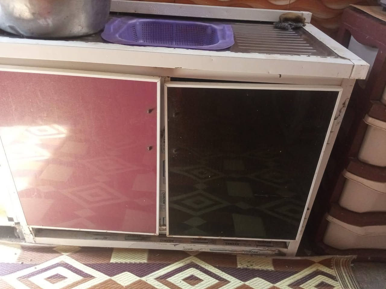 غراض للبيع كلمن وسعره اخذ سكرين وادخل خاص
