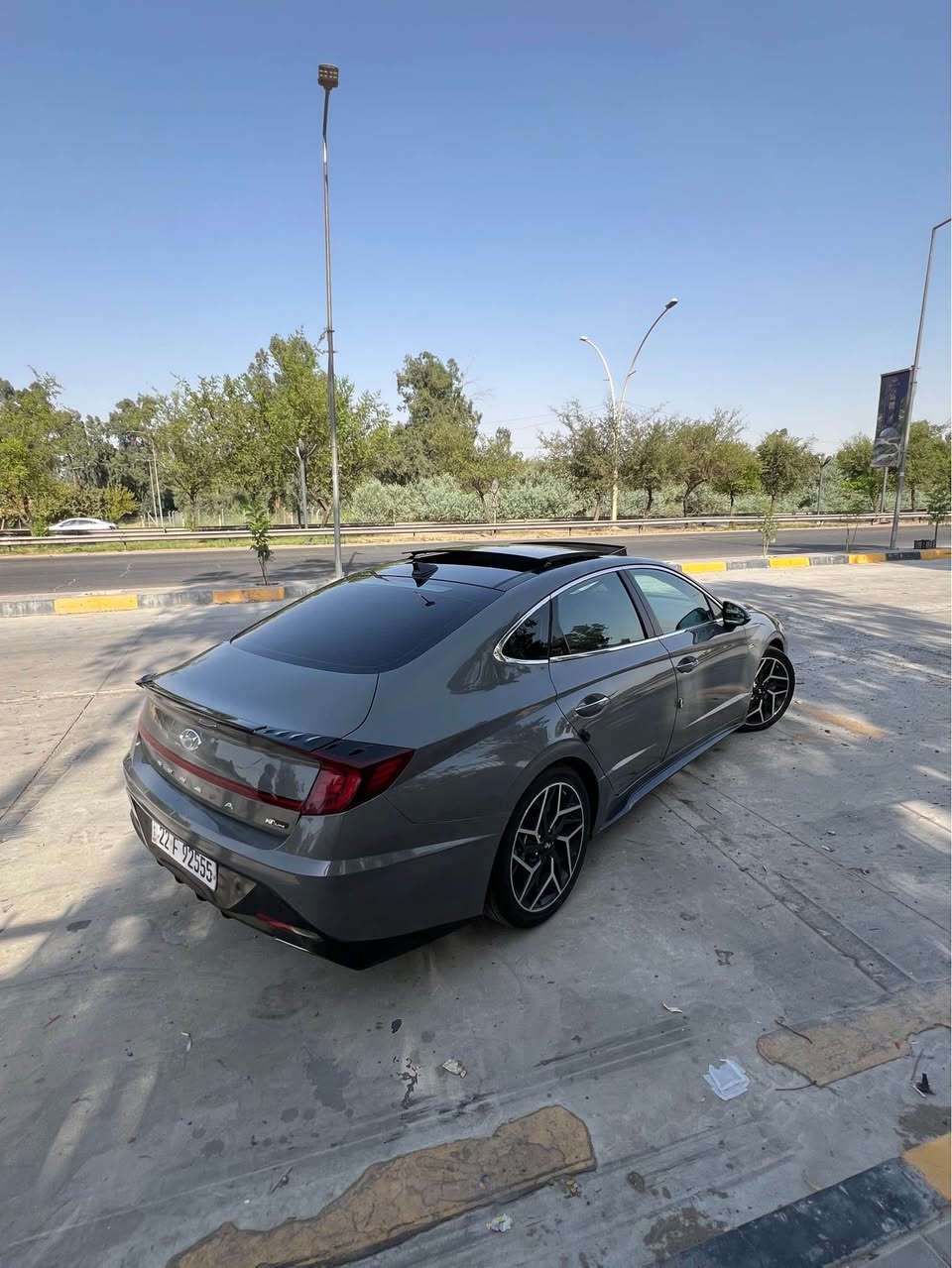 SONATA 2022 N Line
2500 TURBO 🚀
لون سمنتي ماشيه (85) كيلو .
المواصفات:
 الكاميرا الخلفية
سقف بانورامي
التحكم على المنحدرات
كاميرا 360
مستشعر وقوف
تدفئة المقاعد
تبريد المقاعد
بصمة
شاشة
مراقبة النقطة العمياء
التحكم التلقائي في درجة الحرارة
نظام بدء التشغيل
نظام فرملة الطوارئ
6 وسادة هوائية
مصابيح زينون الأمامية
المصابيح الأمامية ليد
عرض المعلومات على الزجاج الامامي
لوحة قيادة رقمية
أبل كاربلاي
التشغيل عن بعد
12 وسائد هوائية 
رادار
شاحن لاسلكي
كشنات  رياضي حضن مختم N  
ختم الN بكل مكان 🚀
(ضرر السياره ثلاث قطع بچم كبس لا دواخل ولا ايربكات ) 
رقم الشاصي :KMHL 14JCXNA243225
رقم الهاتف  : *********** موصل, نينوى
