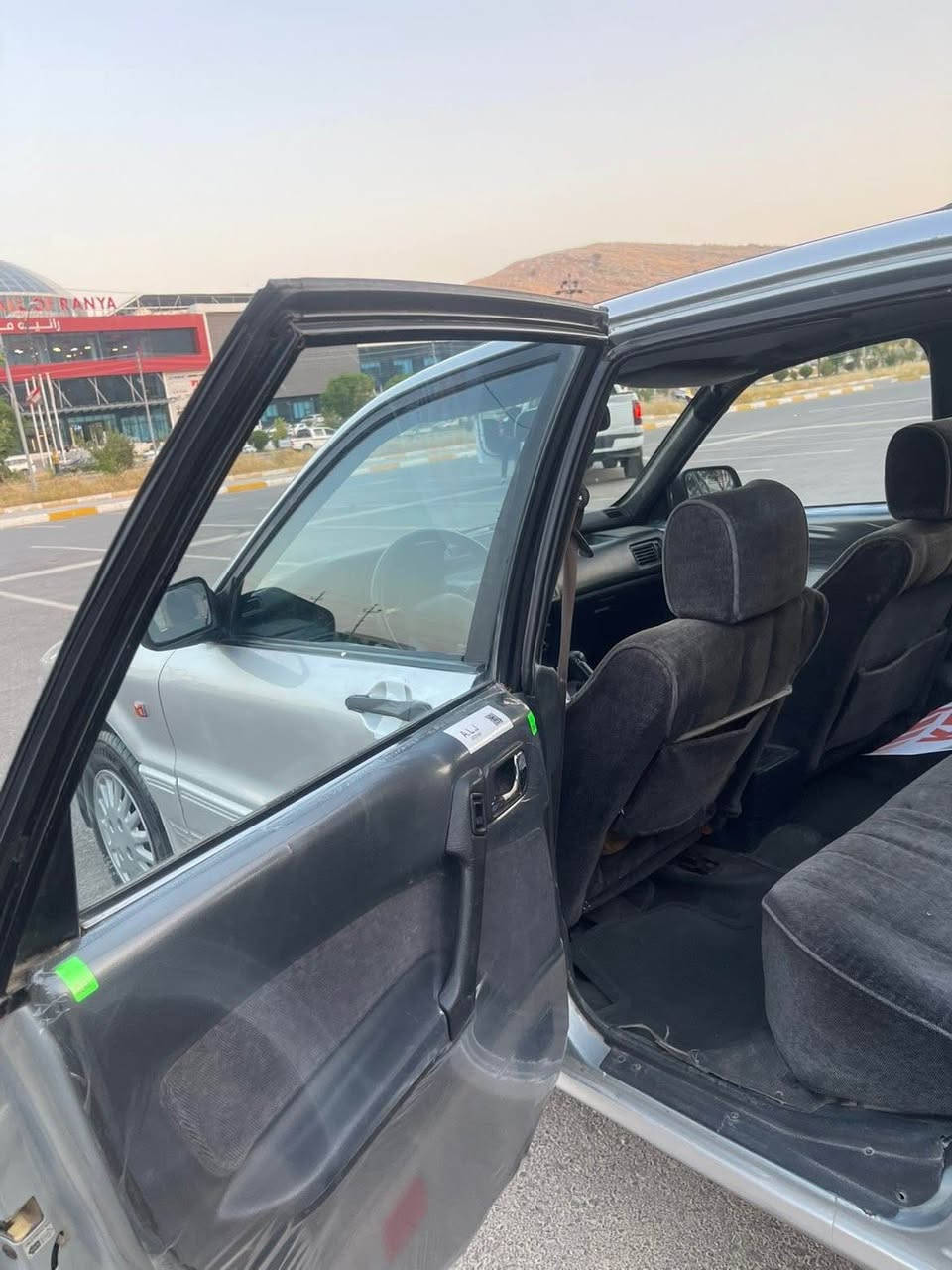 Galant 1991 مەکینە ٦٣ گەورە 
ڕەقەم و سەنەوی و هەززەی نوێ
گێڕ مەکینە کارەبایات بەشەرت 
بەناوکردن و تەحویل بەشەرت
مەکینە ٦٣ گەورە 
تەنها عام بۆ جوانی بێ لێدران 
شوێن ڕانیە 
نرخی ٣٨$ وەرەقە و معامەلەیەکی برایانە
*********** أربيل, العراق
