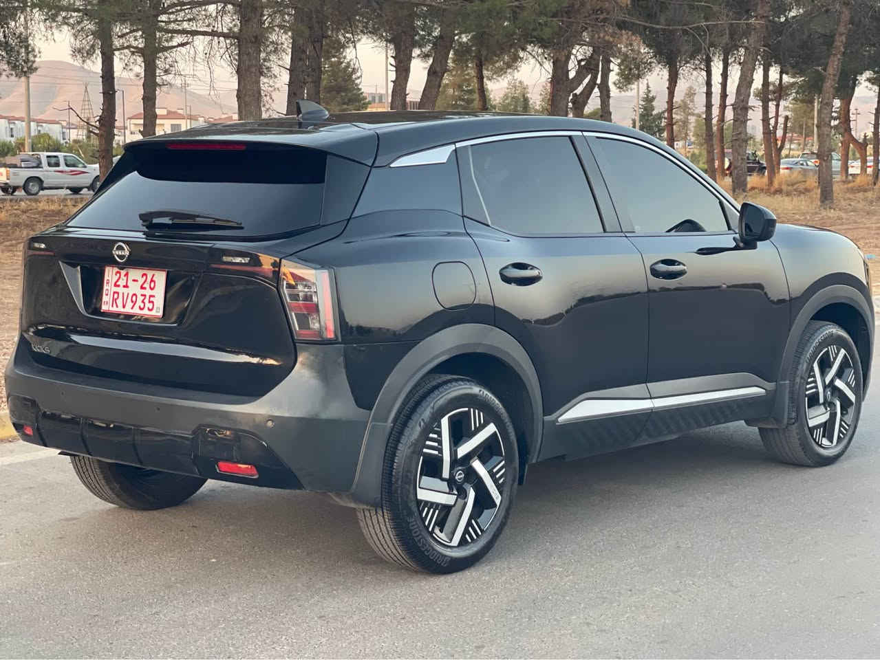 Nissan kicks 2025 Sv

مەکینە گەورەی ٢٠ بێ تۆڕبۆ بێ دەبڵ ئەکسل نەوعە مەڕغوبەکەیەتی
دوو شاشەی گەورە 
پێش. و دوا و لاتەنیشت کامل ڕادار 
بەصمە و شوێن شەحن
پێشی کەپسە هیچ ئەیرباگێکی نەتەقیوە
تەنها ١٥ هەزار ڕۆشتووە 
هەموو گیانی بەشەرت لەسەر دەقی شەریکە ماوەتەوە
ژمارەکاتی زیاتر لە ٨٠ ڕۆژی تیاماوەتەوە .
تەنها دوو پەڵەی بۆیاخە ( پەڵەیەکی چەمەلەغی دواوە سەکن لەگەڵ پەڵەیەکی صنوقەکەی ) بێ ناو گرتن .

3N8AP6CA8SL306106

لە سلێمانییە ناو شار
سیعری ١٧٥ گەڵا و معامەلەیەکی کەم .

*********** السليمانية, العراق
