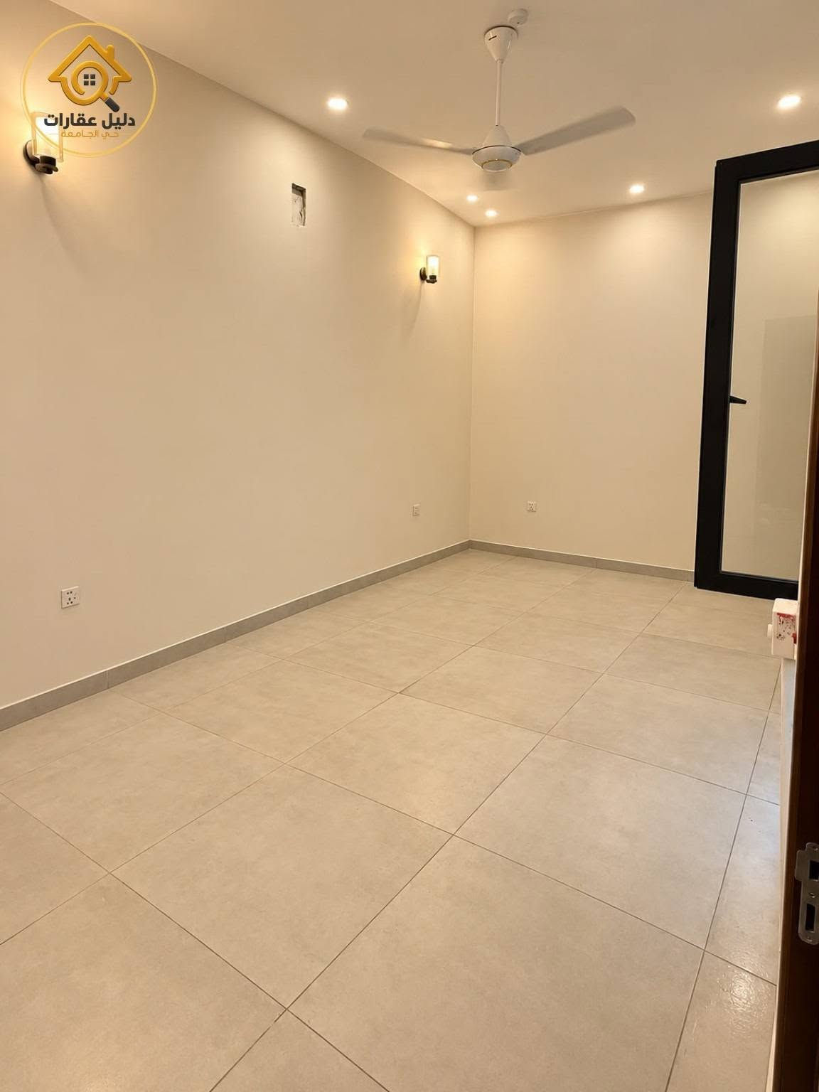 حي الجامعة • ١٣٠م٢ • غرفتين