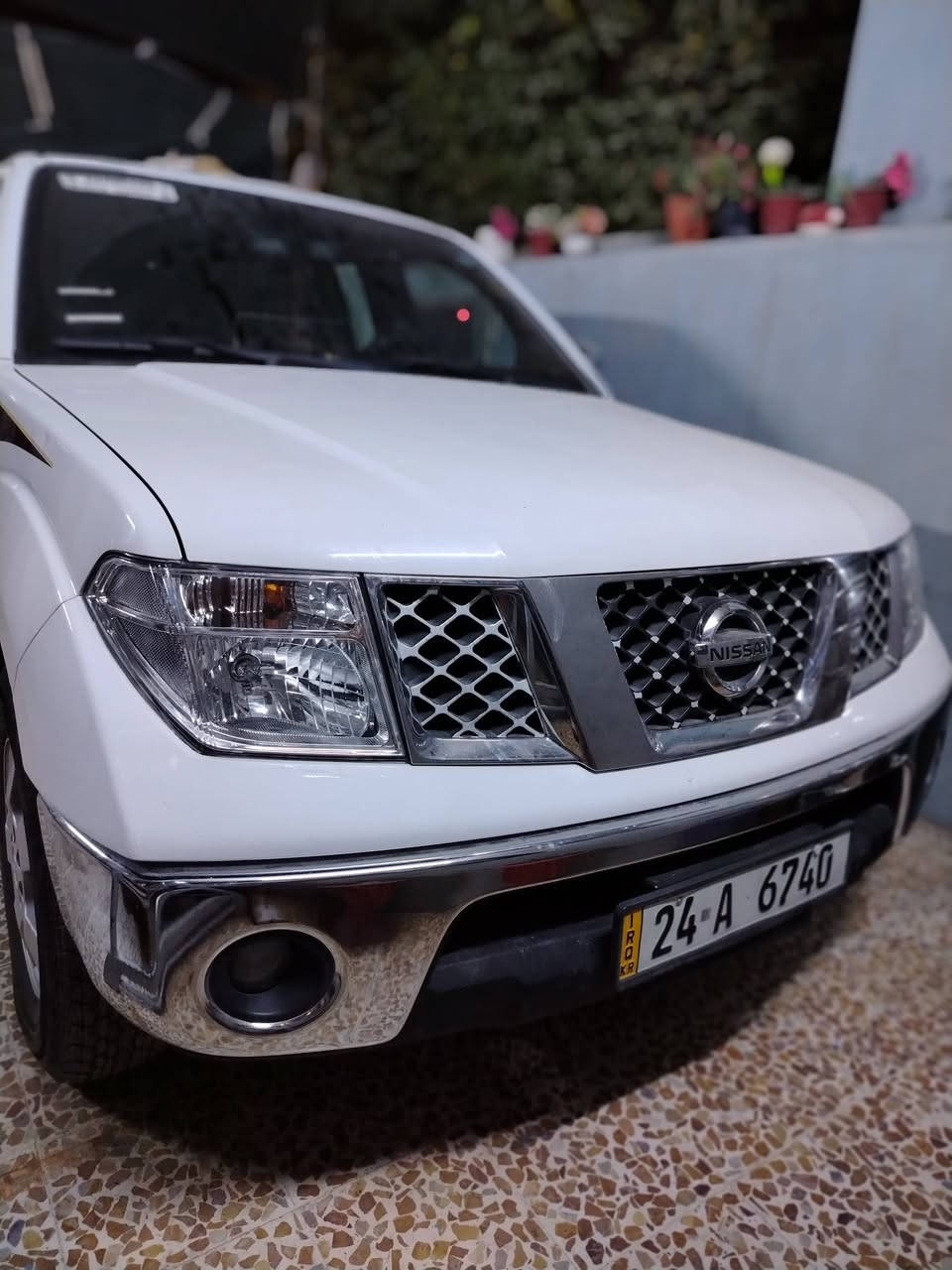 نيسان نيفارا للبيع للاستفسار أكثر اتصال ***********
