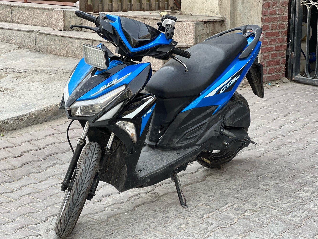 Gts150cc مكينه مكفوله الدراجه كبل للشارع مناقصه شي بس ترتيب للكفر