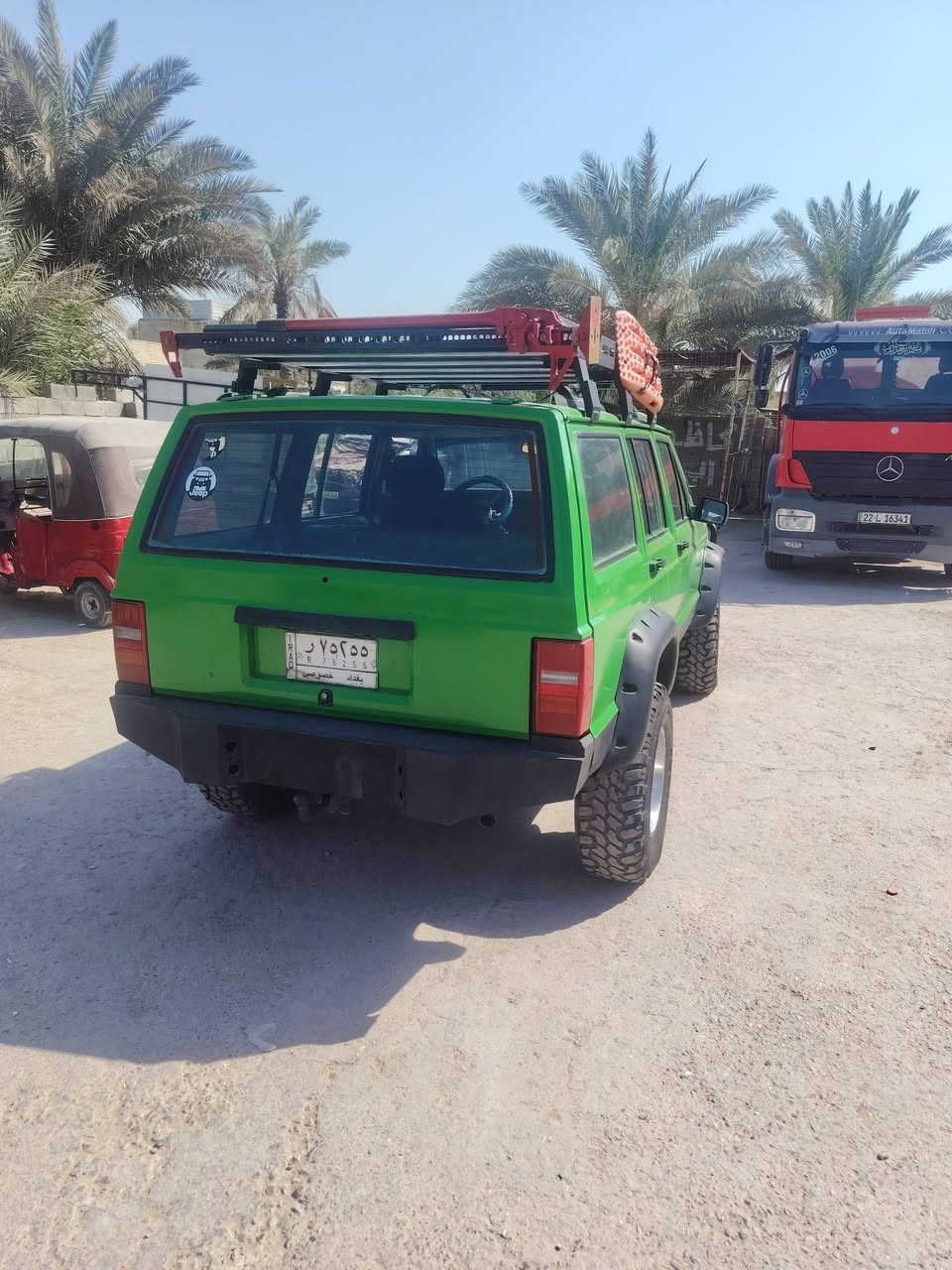 السلام عليكم  جيب كلاسك مكينه بلاد رقم بغداد
عليه تعديل السياره 
سيبايه شركة هانت 
ويل جي تي
تاير 10.5
دعاميه استراليا ARB
دعاميه حديد خلفيه 
ترفيعه، 3انج 

بيه نواقص بسيطه  
السعر 65
*********** مكاني بغداد
