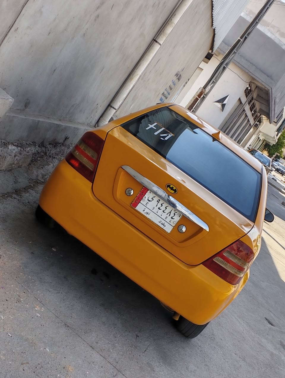 السلام عليكم اخواني سيكي للبيع شرط التحويل عليها هيئة حسب الاتفاق ارشيفها ببغداد يعني تحويلك من هناك  موديل 2013 كصه حديث دشبول ليزري كير محرك شرط المحرك صارلي شهرين من بدلتو وموجود الفيتر الشدو تبريد شغال السيارة نظيفه السعر 35$ وبي مجال للتواصل ***********
