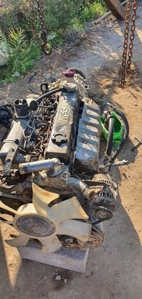 محرك نيسان • بنزين • موديل ٢٠٠٢