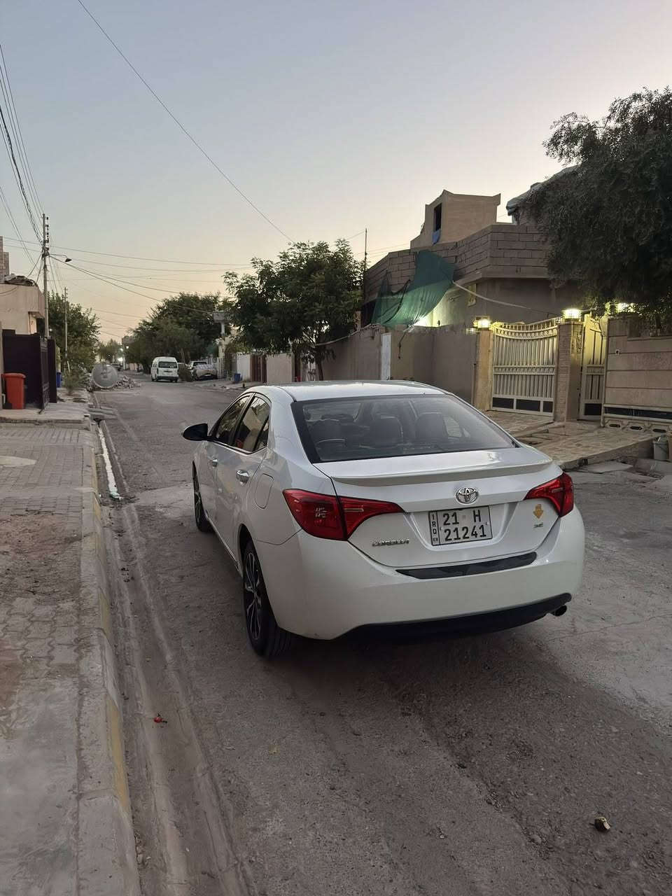 سلام علیكم تویتا كورلا للبیع
1مودیل 2017 
2مواصفات se
3وارد امریکي 
4کلین تایتل 
5سنۆیە بسمنە  جدیدە لحد 2034
6سیارە نضیفه وحلوه من داخل و خارج سیاره مال بیت
7سیارە اقتصادیە وحلوە  
8مکینە 18 بشرط مامفتوح مكوفله كیره مكفوله 
استفسار اكثر 
***********
