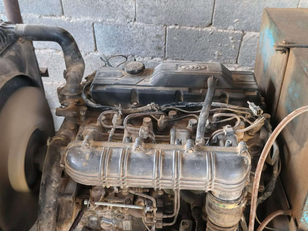 مولدة كيا للبيع بسعر مناسب جدا 
مولدة جدا نضيفة محركها ممتاز ثري فيز
استعمال فقط محل مامحمل عليها
هاي النضافة كدام عينك 
مكانها كربلاء 
30 كيفي 
اي استفسار ***********
