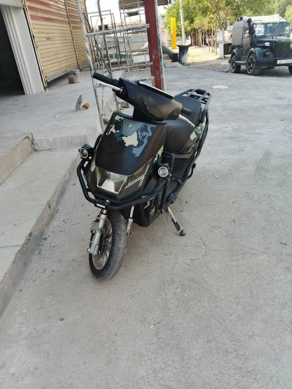 سلام عليكم
دراجة للبيع مثل ما موضحه بالصور  السعر 650 بيها مجال للاستفسار الاتصال على الرقم التالي  ***********
