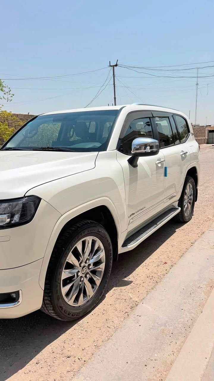 لاندكروز  22 تنفس طبيعي
رقم بغداد ب اسمي الانكليزي الجديد
جنطه شفط
٣شاشات ام تطبيق
بصمه ابواب
ويل كب مال فول
ثلاجه
سايد بريك بصمه
حساس امامي خلفي
تحكم ستيرن
طفايه حريق
السياره كفاله عامه ماشيه 77
السياره ما ناقصه برغي وشرط الفحص من كل النواحي حداديه كير ومحرك جديد
شباك اصلي مال 24
مكان السياره بغداد الزعفرانيه
السعر :520 
الاتصال فقط على الرقم ***********
