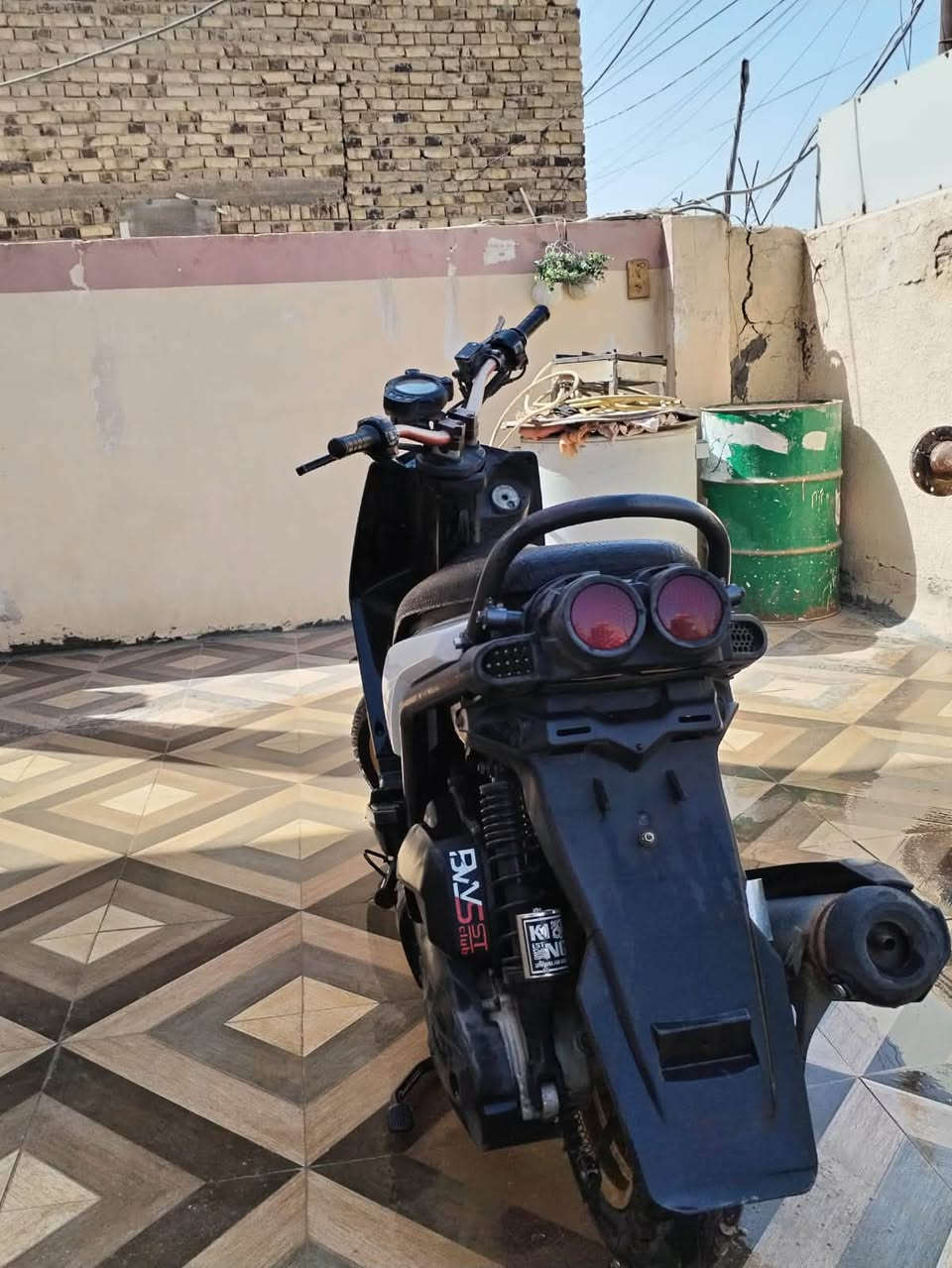 السلام عليكم دراجه سكنز جبلي صارلي 20 يوم من طلعته من لوكيل دراجه كامله كفاله عامه السعر مليون و500 وبيه مجال قليل *********** مكاني حله بابل
