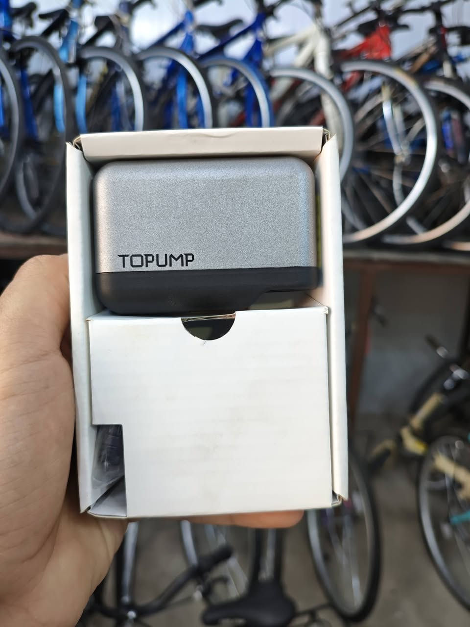 سلام عليكم 

متوفر منفاخ محمول أصلي 💯🚵‍♀️

TOPUMP TB2 Pro ✅🎖

القوة 120PSI🚴‍♀️

منفذ شحن Type-C

سعر 20

متوفر توصيل جميع المحافظات 5
***********
