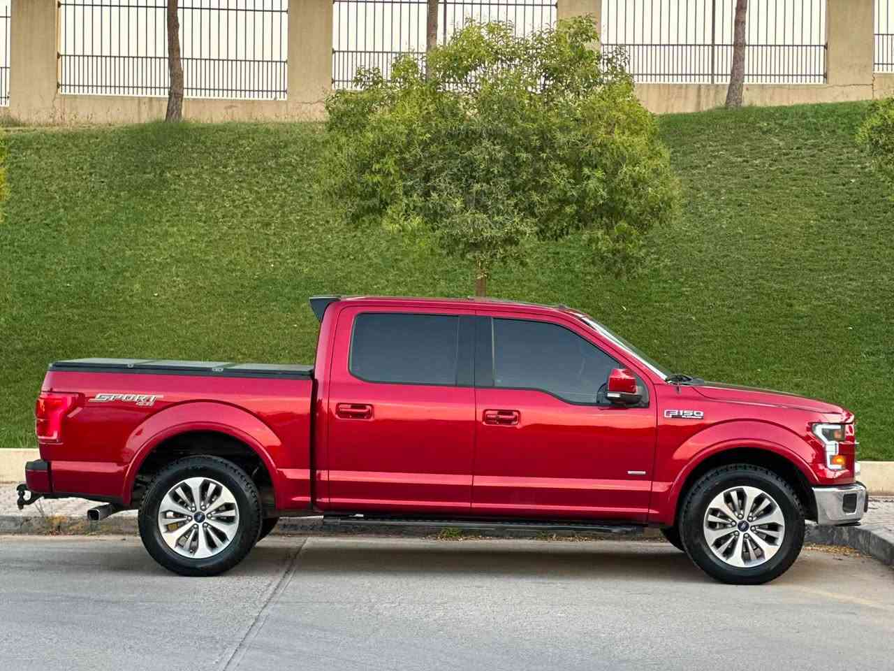 FORD  F150 2017 SPORT📦

فۆرد F150 2017 مواسەفات SPORT 
درگا گەورەی بۆدی کورت مەرغووب 
١٤٤ هةزار روشتوة

فوول مواسەفات :
بەسمە 
کۆدی درگا 
پانۆراما 
گێر لە عەرز 
گێڕ ئۆتۆماتیک و عادی 
سەیارەکە ٦ بستۆنی توین تۆربۆیە 
دەبڵ ئەکسلە 
کوشن سارد 
کوشن هیتەر 
کوشن کارەبا و خەزن 
کوشن جلد و شاموا 
٣٦٠ دەرەجە ڕادار 
٣٦٠ دەرەجە کامێرا 
شاشە گەورە 
تەبرید مەرکەزی 

سەیارەکە بێ دەعم و لێدراوە 
بۆیاخی نییە بە کلین داغڵ بووە 
يةك پةلة pdr هةية
چوار تایەی لۆکی لە ژێرایە 
سەنەوی و ڕەقەمی تازەیە 
گێڕ و مەکینە بە شەرت و نەکراوەتەوە 
گێڕ و مەکینە و کارەباییات و هەموو شتێکی بە شەرتە 

سعر : 208$

ژمارەی موبایل  ***********

********************************************

فورد اف ١٥٠
موديل ٢٠١٧
مواصفات سپورت
١٤٤ الف ماشي
باب تويل بدي قصير

فول مواصفات
بصمة
شغال
كود ابواب
پانورما
سيارة ٦ سلندر
فورويل 4x4
كشن تبريد + تدفية
كشنات كهرباي
كشن ميموري
كشنات جلد+ شاموا
رادار
كاميرا ٣٦٠
شاشة كبير
تبريد مركزي
سيارة مابي صبغ
بي مكان صغير pdr
٤ تاير ويل جديدة
گير محرك مامفتوخ
رقم و سنوية جديد

سعر ٢٠٨$

رقم موبایل  *********** السليمانية, العراق
