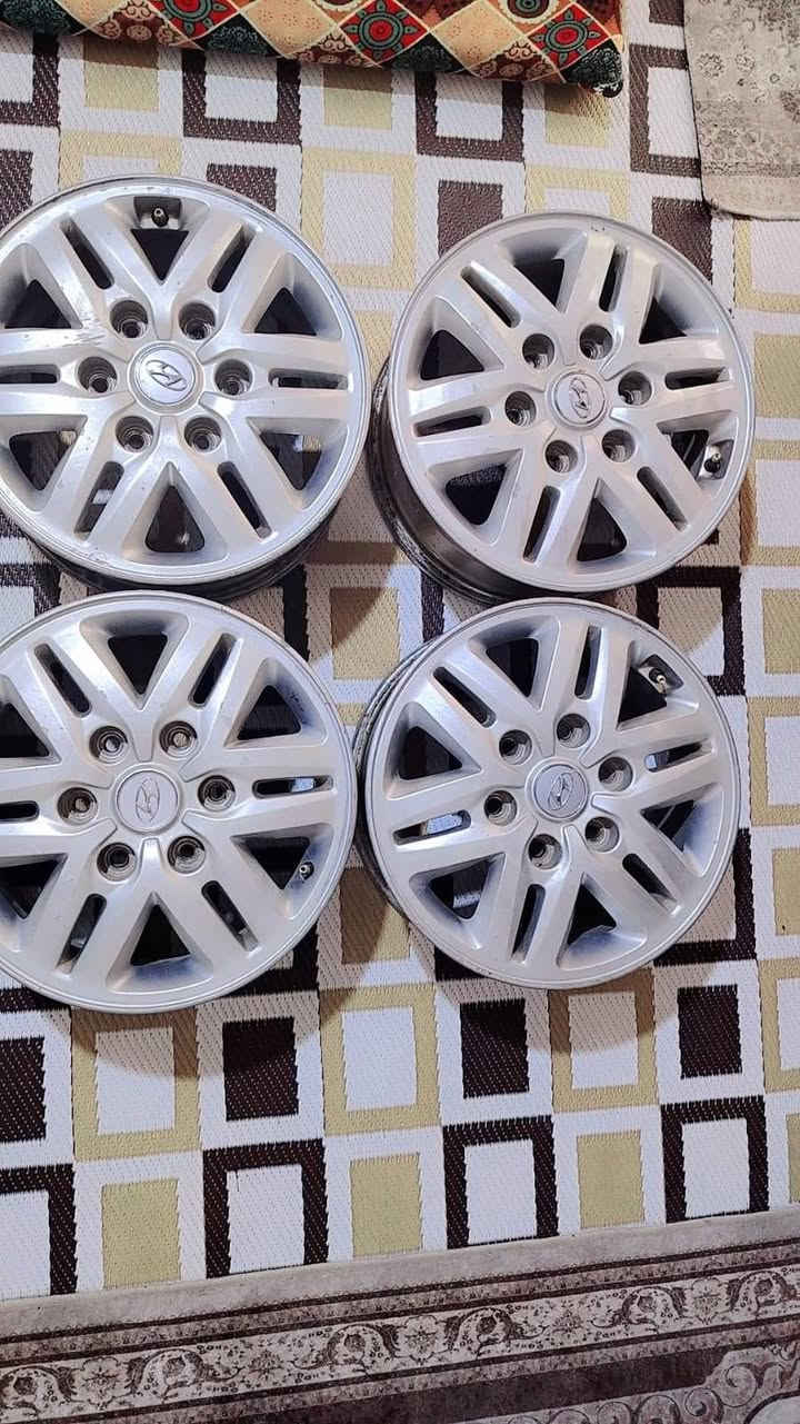 السلام عليكم وياله لبيع السعر 350 المكان النجف شارع المطار ***********
