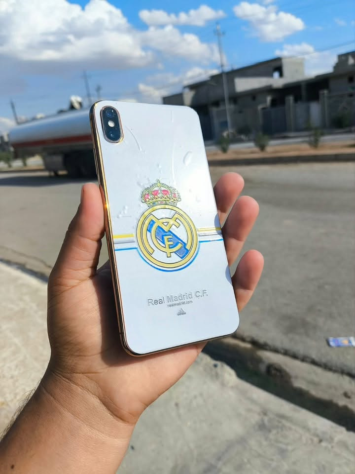 آيفون XS ماكس • ٦٤ جيجا • بطارية ١٠٠٪