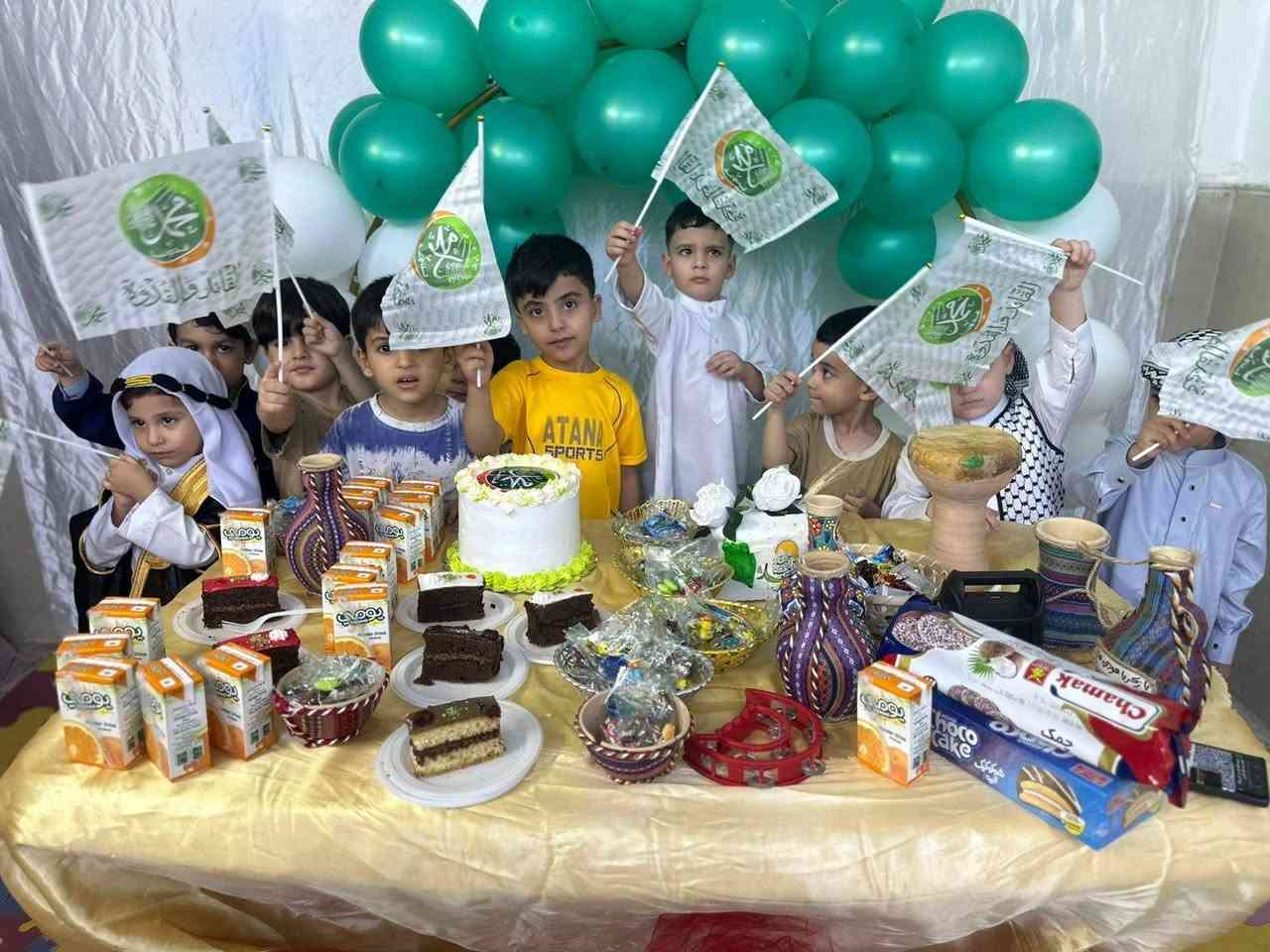 😍😍ب اجوأء مليئة بالحب❤️❤️ والفرح🤗 و السعاده 😍 والاحتفال 😍
احتفل ملوك و ملكات 🤩 روضه وحضانه ارض المرح
يوم الخميس 2026 /8/27
 بمولد سيد الكائنات
وخاتم المرسلين سيدنا محمد صلى الله عليه وسلم
💕كل 💕عام 💕والأمة 💕الإسلامية 💕 بالف خير 💕

روضة وحضانة أرض المرح
الحرية الأولى مقابل العياده الشعبيه الفرع الثاني على اليمنئ براس الشارع صيدلية زهرة الحرية
***********
