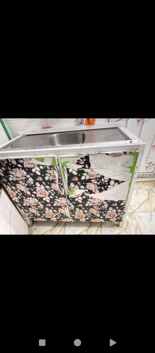 سبلت • براد • طباخ