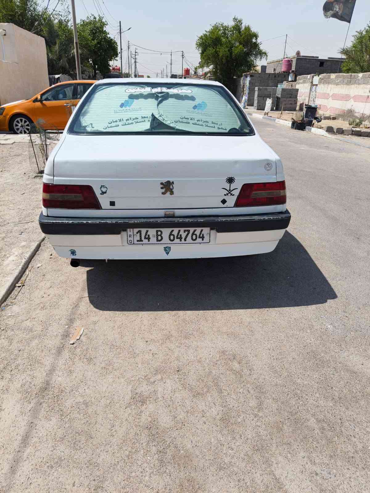 بيجو 405 مديل ٢٠١٢ سياره جديده وجاهزه مكينه كير حداده تبريد تخم تاير
رقم بصره دولي سنويه جديده السعر 28 مجال بسيط 
مكاني البصره الزبير ‏‪‏‪‏‪***********‬‏
