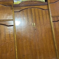 غرفه اخشاب • نظيفه • للبيع