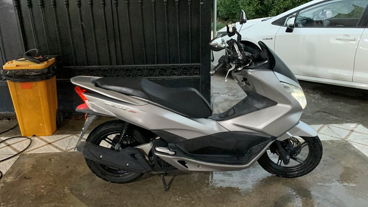 هوندا PCX • ١٥٠ • كفاله