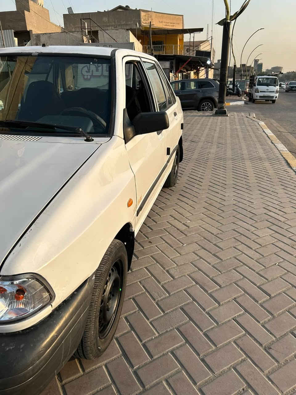السلام عليكم سايبه للبيع موديل ٢٠١١ السعر ٣٣ وبيها مجال مكاني بغداد حي القاهره للاتصال ***********
